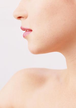 中野から遠く離れた地での整形手術なら